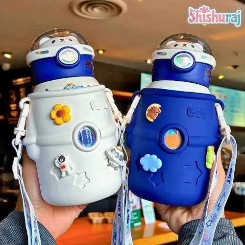 Astronaut Water Bottle With Straw And Stickers- 500ml